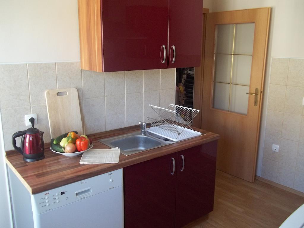Apartments Ljubas Opatija Quarto foto